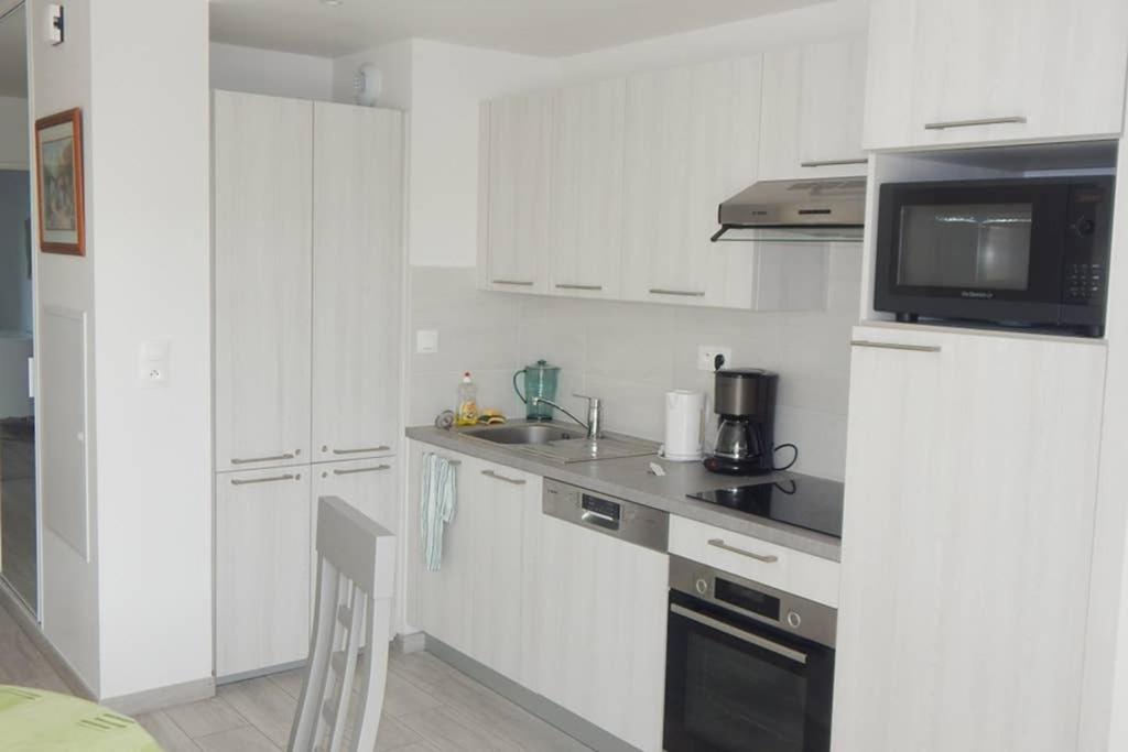 Saint Malo Bel Appartement Neuf Pres Gare Plage Sillon Intramuros Parking Prive Exterior foto