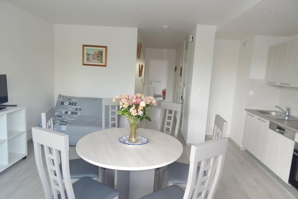 Saint Malo Bel Appartement Neuf Pres Gare Plage Sillon Intramuros Parking Prive Exterior foto